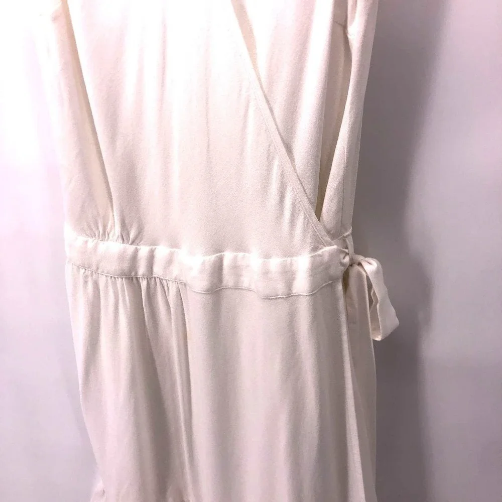 Small White Sun‎ Mini Dress 